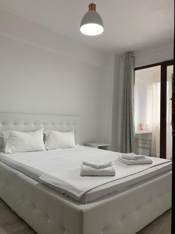 Tod Apartments Palas Iasi Bagian luar foto